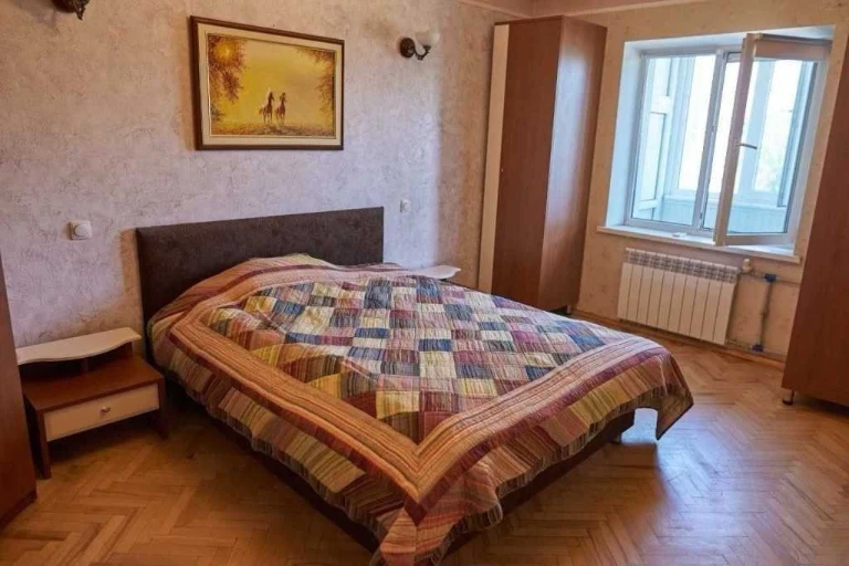 3-room apartment for sale 73 m², Marshala Malinovskyi st.