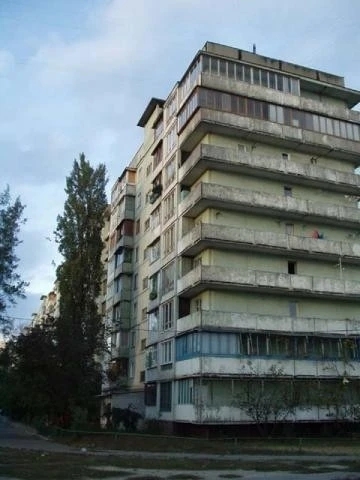 3-room apartment for sale 73 m², Marshala Malinovskyi st.
