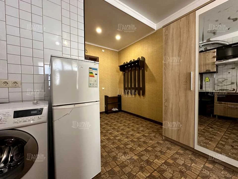 Apartment. Kharkiv, Poltava Shlyakh st.