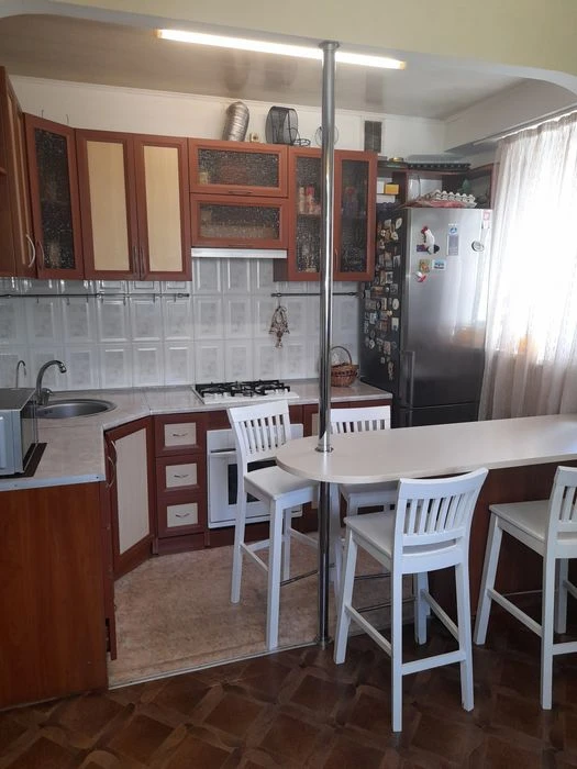 Продажа. 3 ком.квартира с ремонтом, мебелью, техникой. Левый