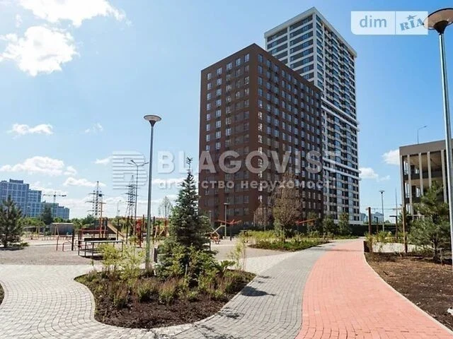 Продаж 3к квартири 77 кв. м на вул. Олександра Олеся 17А • I
