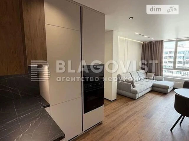 Продаж 3к квартири 77 кв. м на вул. Олександра Олеся 17А • I
