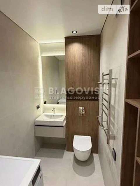 Продаж 3к квартири 77 кв. м на вул. Олександра Олеся 17А • I