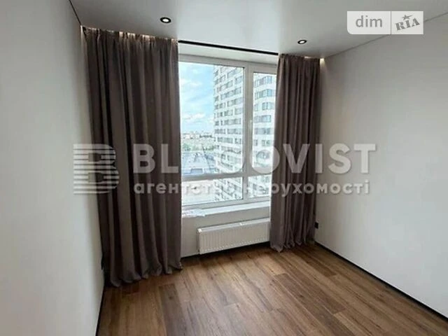 Продаж 3к квартири 77 кв. м на вул. Олександра Олеся 17А • I