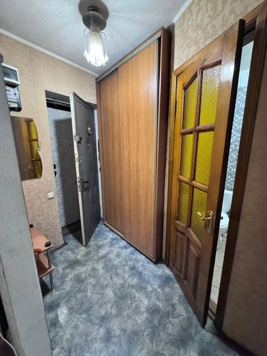 Продам однокомнатную кв. ул.Красная 20а