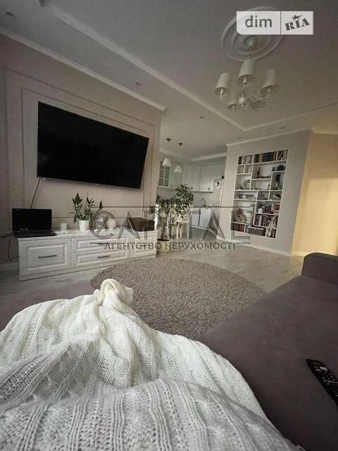 Sale of 3-room apartment 106 sq. m on Revutskoho St. 7V • ID 3476
