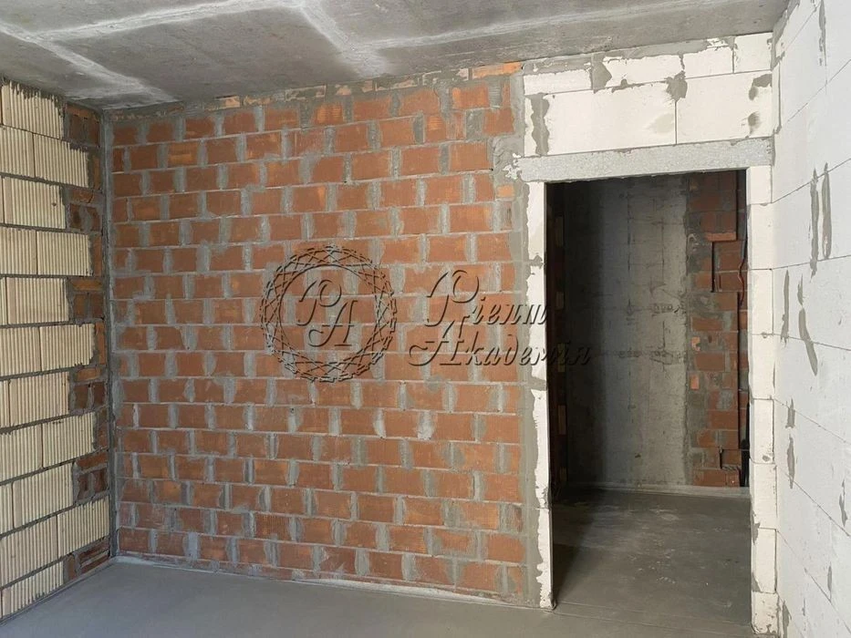 Продаж 2кімн квартири в ЖК Кришталеві джерела