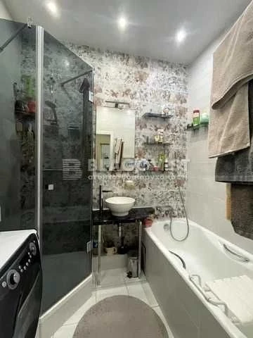 2-room apartment for sale at Pisarzhevsky Akademika, 8a, Yeniseys