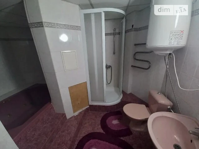 For sale 2-room apartment 72 sq. m. on Entuziastiv St. 43 • ID 3465