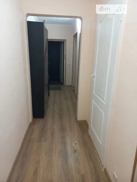 For sale 2-room apartment 72 sq. m. on Entuziastiv St. 43 • ID 3465