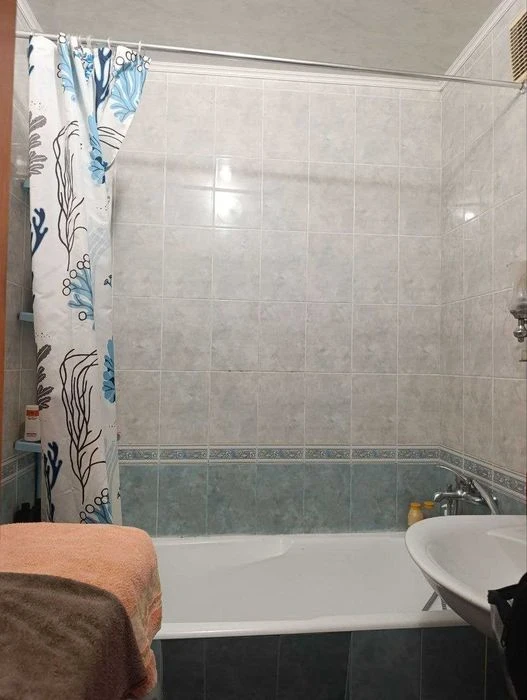 Selling 3-room apartment Peremogha-6, major renovation, furniture, appliances
