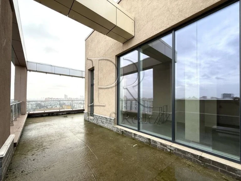 WITHOUT% Spacious family apartment 180m with terrace, Obolon Pla residential complex
