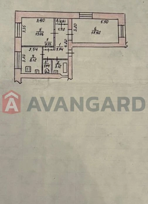 Sale of a 2-room full-length apartment in the city center (basement, c