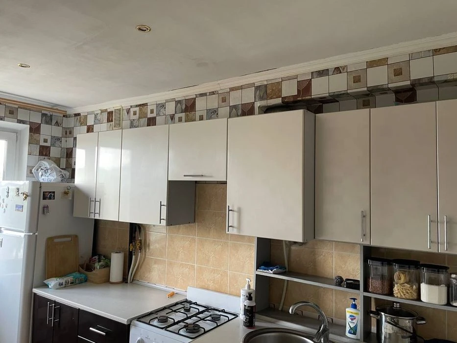 Продам 4х кімнатну квартиру в центрі міста
