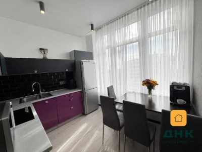 32 Жемчужина, Каманина 38 м² с ремонтом