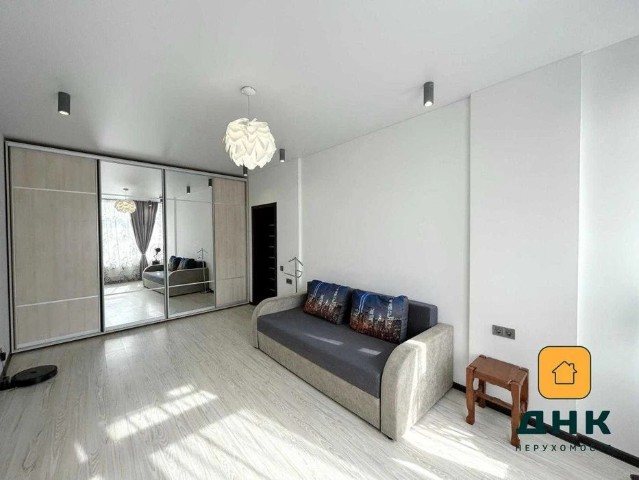 32 Жемчужина, Каманина 38 м² с ремонтом