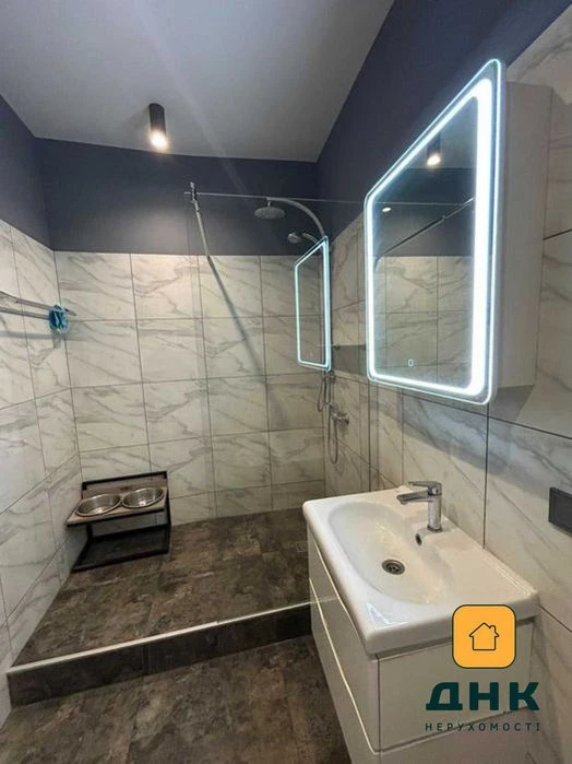 32 Жемчужина, Каманина 38 м² с ремонтом