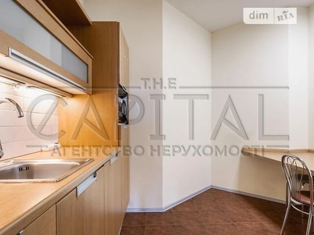 Продаж 5к квартири 155 кв. м на вул. Жилянська 59 • ID 34657
