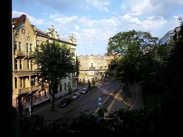 Продаж 4 кім.квартира  БУДИНОК ФІНКЛЕРА! 117 м² вул .Степана
