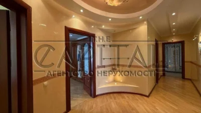 4-room 144m2 apartment for sale on Sribnokilska Street 1