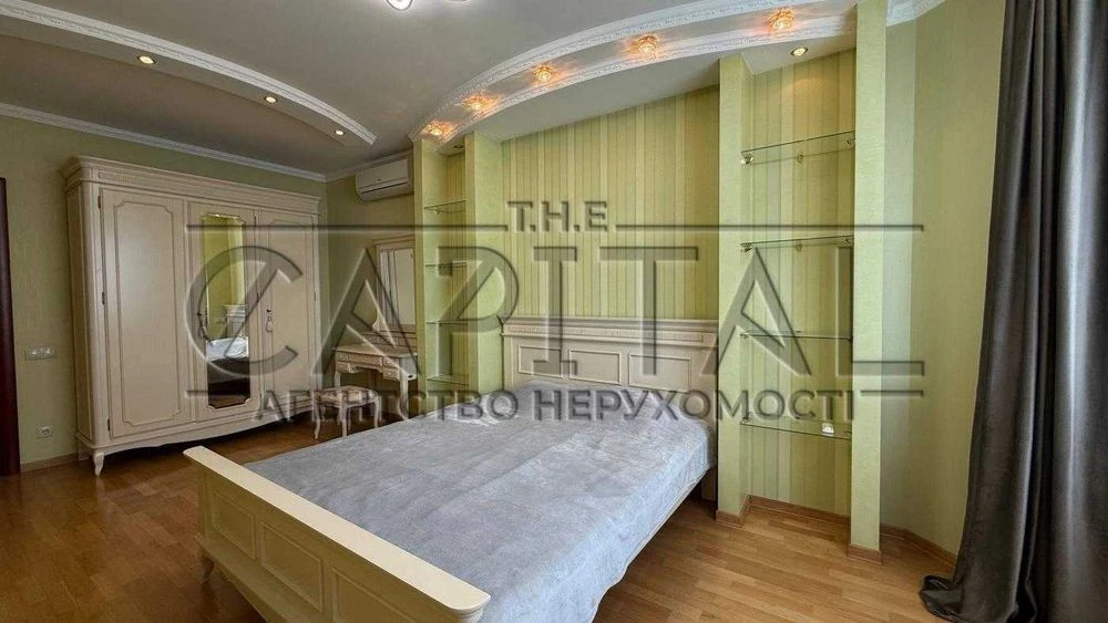 4-room 144m2 apartment for sale on Sribnokilska Street 1