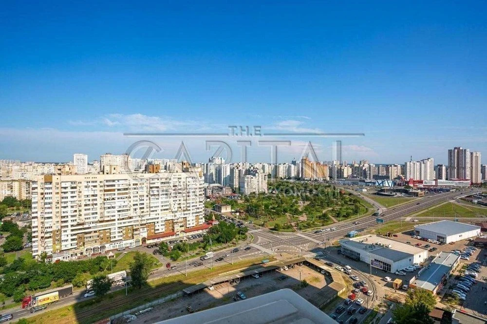 4-room 144m2 apartment for sale on Sribnokilska Street 1