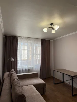I will sell a 2-room apartment in the central part of the city, pr-t