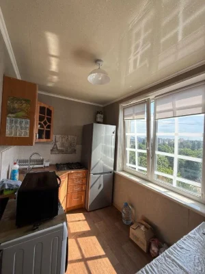 I will sell a 2-room apartment in the central part of the city, pr-t
