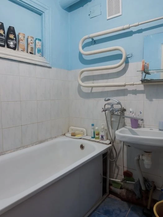 3к в самому Центрі міста! Не кутова, поверх середній, переоф