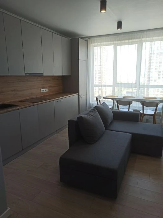 I will sell a 2-room apartment in the Varshavsky residential complex