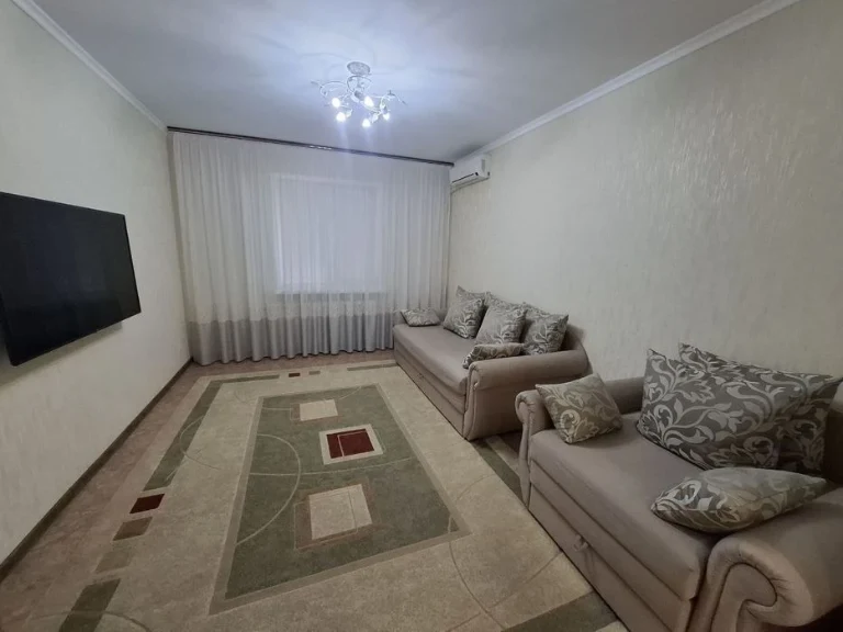 Продам 3 кімнатну квартиру Піски 4й південний