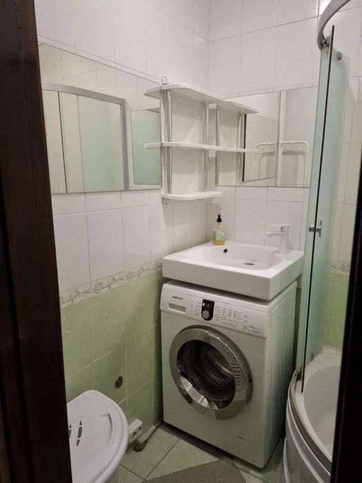 Продам 3 кімнатну квартиру Піски 4й південний