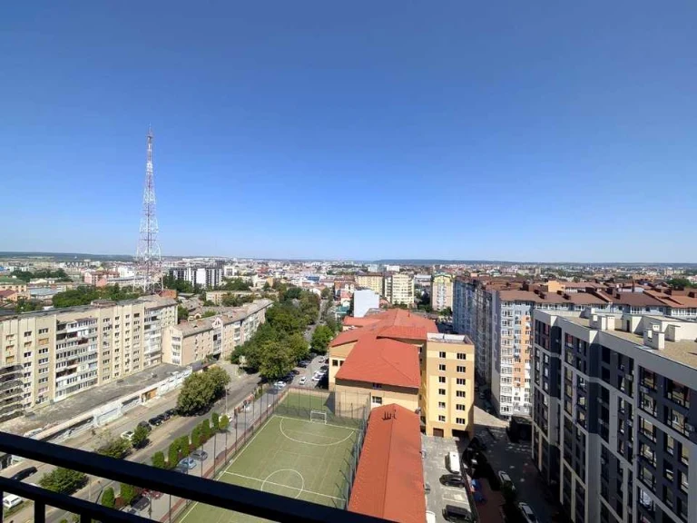 Квартира. Івано-Франківськ, Євгена Коновальця вул.