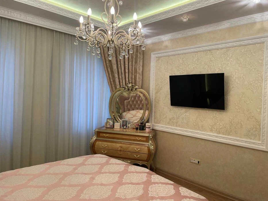 (13/4) Продам изысканную 3-ком. кв. + Паркоместо + Воротник