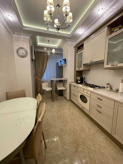 (13/4) Продам изысканную 3-ком. кв. + Паркоместо + Воротник