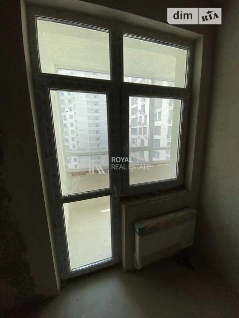 Sale of 3-room apartment 131.7 sq. m. on Konovaltsya Yevhena 44A street