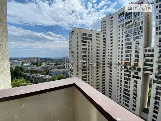 Sale of 3-room apartment 131.7 sq. m. on Konovaltsya Yevhena 44A street