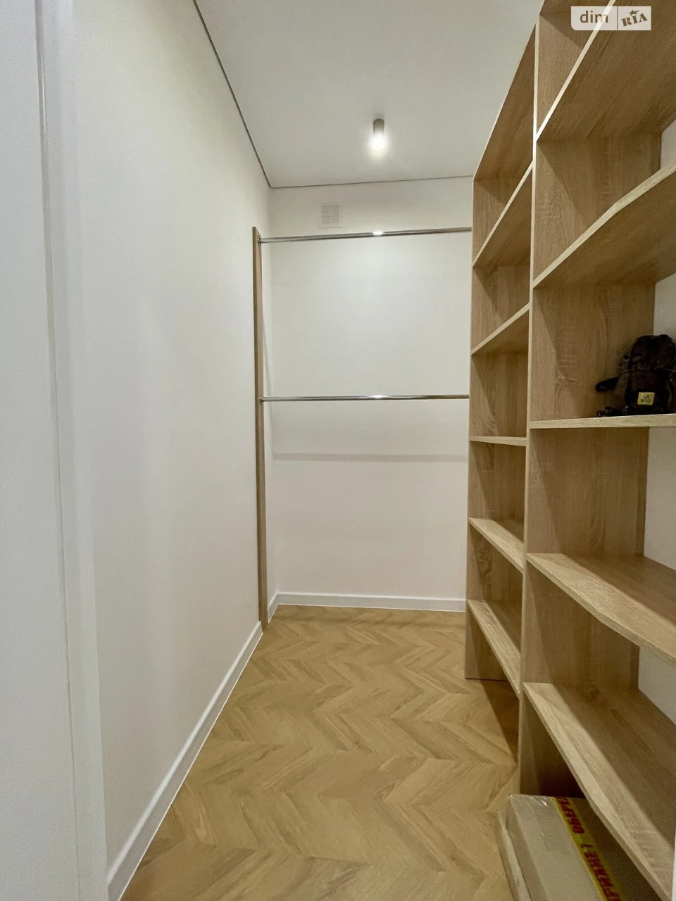 Продаж Квартира Академічний