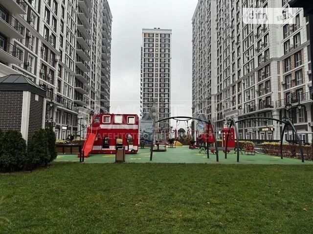 Sale of 1-room apartment 41 sq. m. on Mykhaylo Maksimovicha st. 24 •