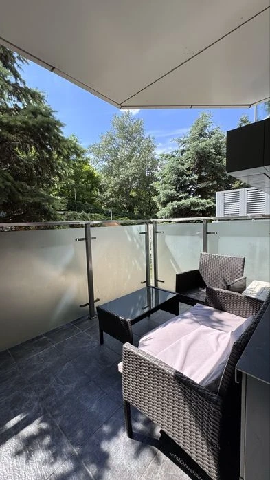 For sale: 3-room apartment with a terrace in the Pechersky residential complex on Bolsunovska Street.