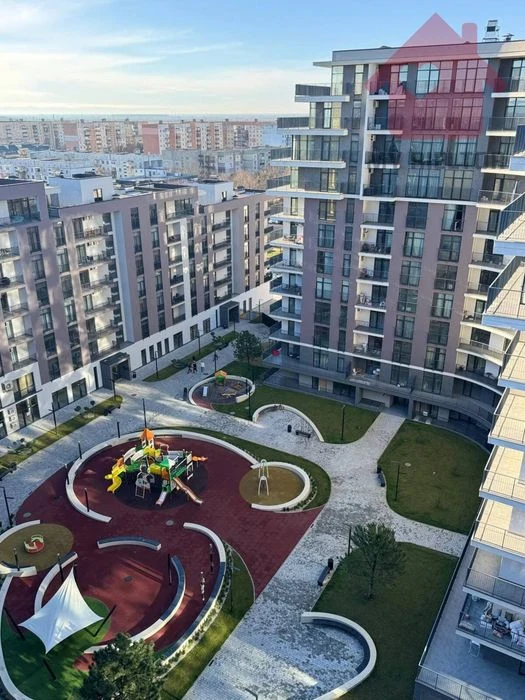 Продаж квартири з неймовірним краєвидом та розташуванням!