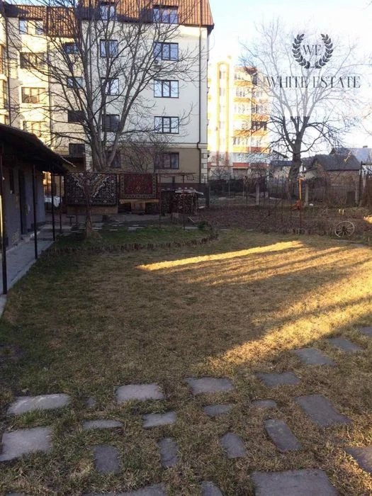 Продаж ділянки на вул. Гайова
