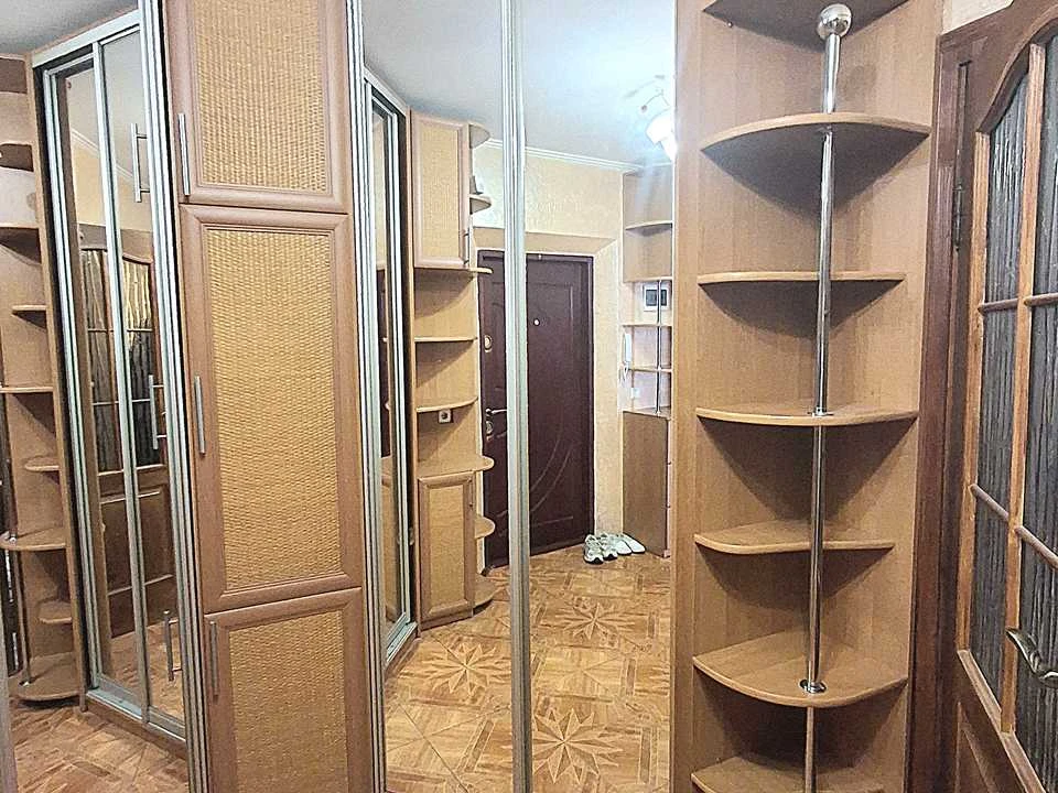 Квартира. Ивано-Франковск, Молодежная ул.