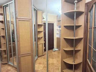 Квартира. Ивано-Франковск, Молодежная ул.