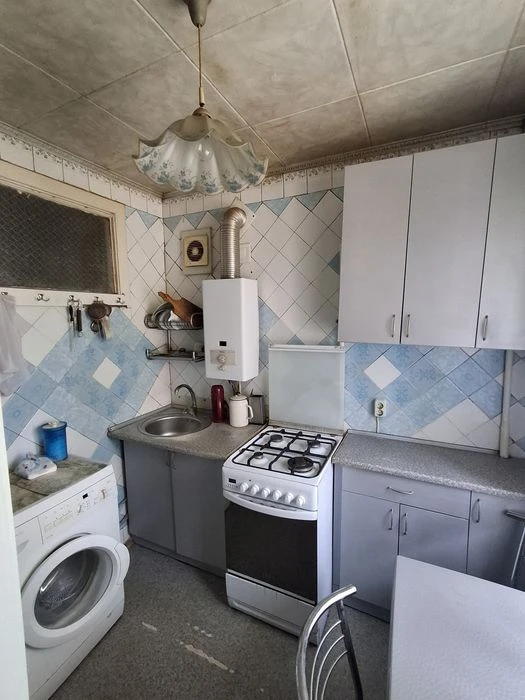 First time! Two-room apartment for sale on P. Pole, Shakespeare Street.