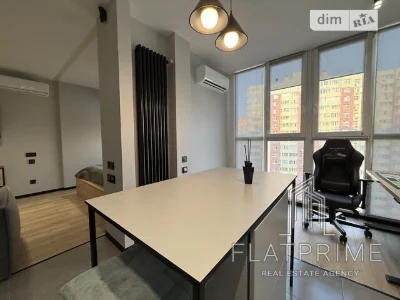 Sale of 1-room apartment 39 sq. m. on Petro Kalnyshevskoho St. 6 •