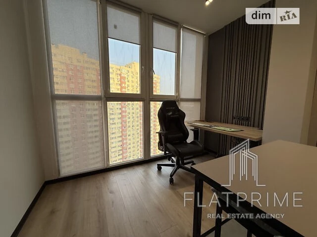 Sale of 1-room apartment 39 sq. m. on Petro Kalnyshevskoho St. 6 •