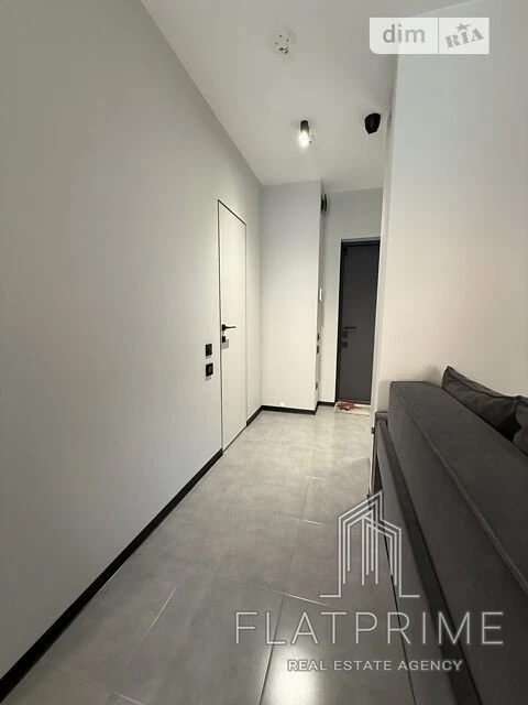 Sale of 1-room apartment 39 sq. m. on Petro Kalnyshevskoho St. 6 •