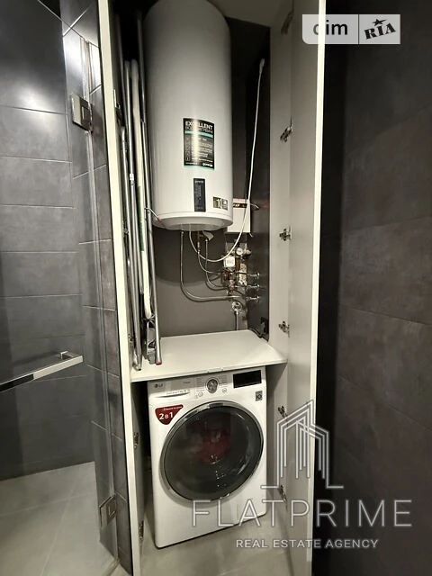 Sale of 1-room apartment 39 sq. m. on Petro Kalnyshevskoho St. 6 •