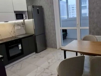 Apartment. Kharkiv, Poltava Shlyakh St., 184a k